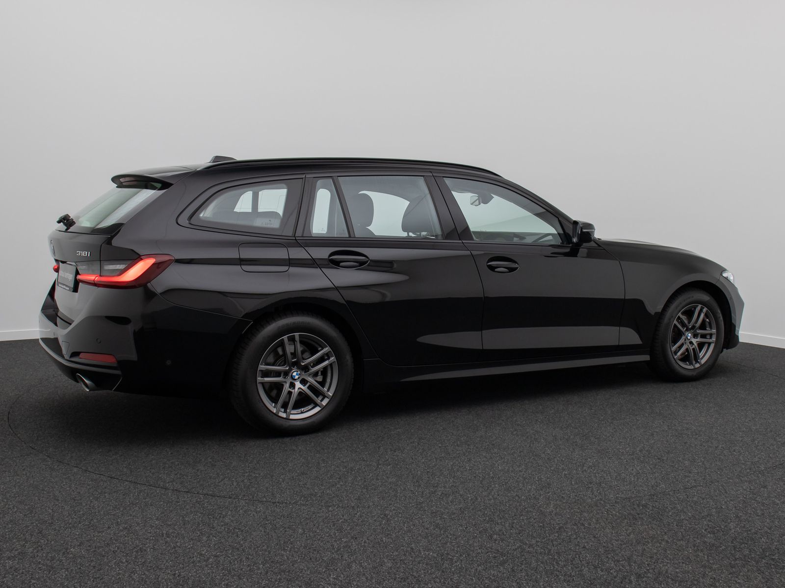Fahrzeugabbildung BMW 318i Widscreen DAB Alarm Kamera CockpitPlus