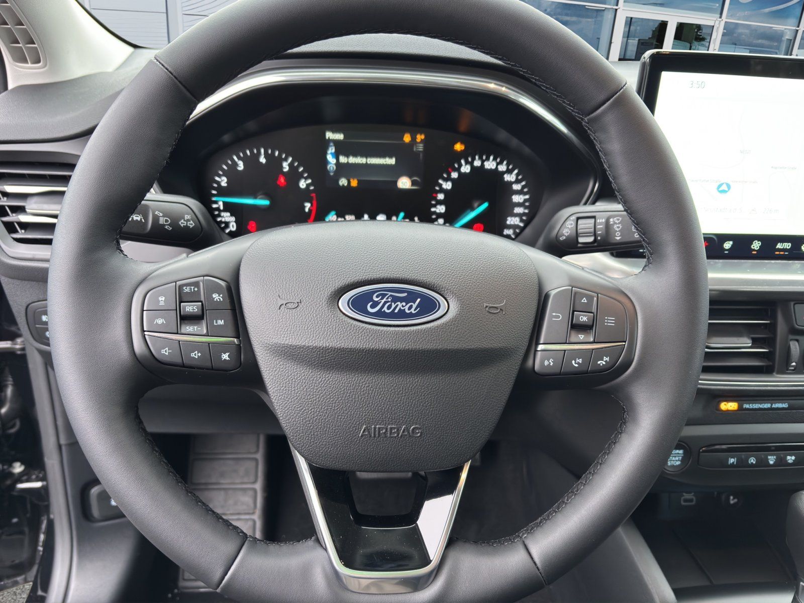 Fahrzeugabbildung Ford Focus 1.0 Ecoboost Titanium ##Easy-Parking-Paket