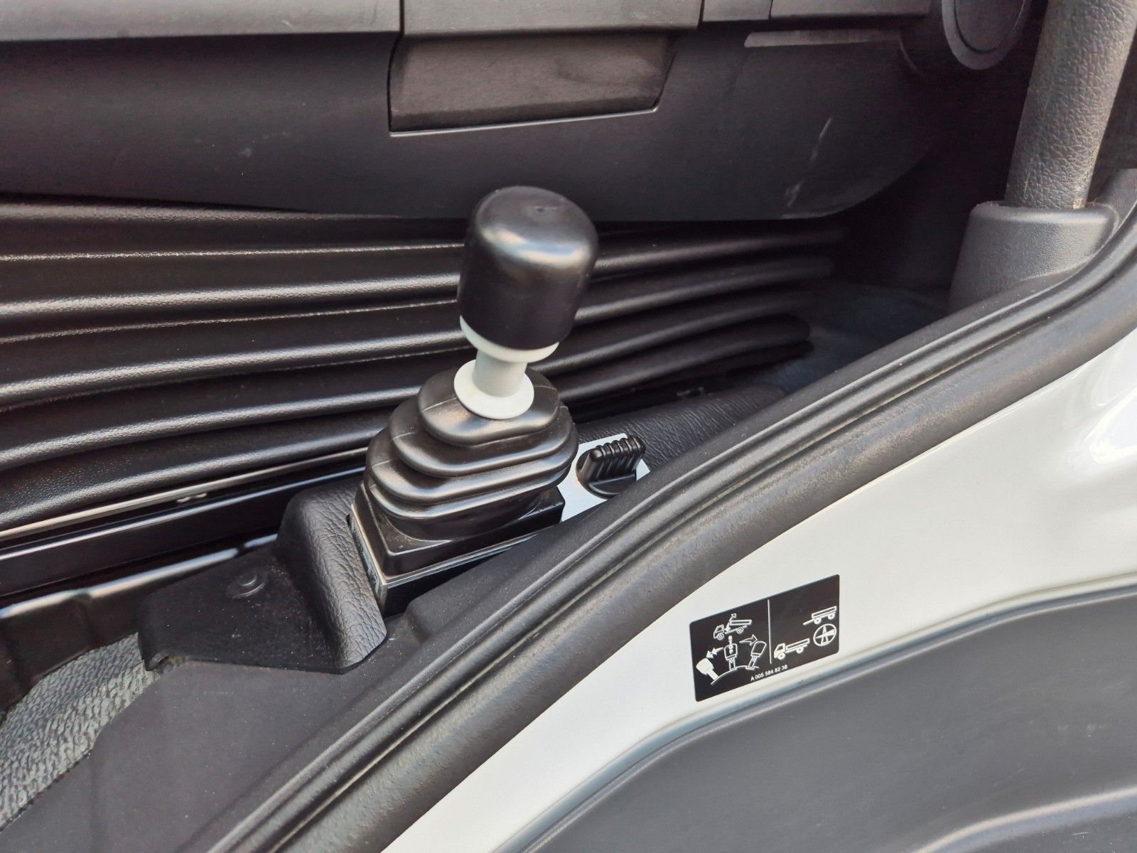 Fahrzeugabbildung Mercedes-Benz Arocs 1935 K 4x2 Meiller AHK Navi PPC Klima