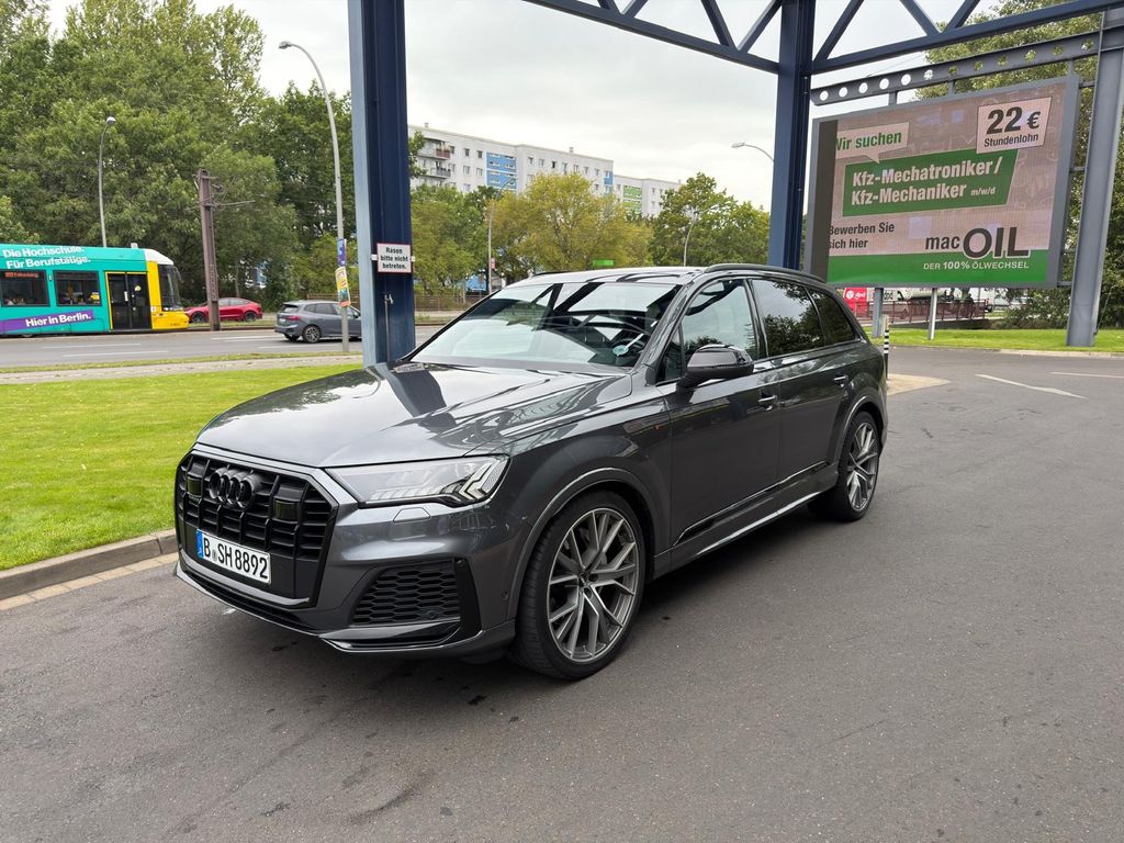 Image of Audi Q7