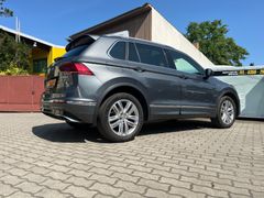 Tiguan Highline  4Motion  2x R-Line