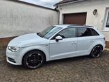 Audi A3 Sportback 2.0 TDI Sline, Navi, SHZ, Alcantara - Audi A3: Sportback Sline