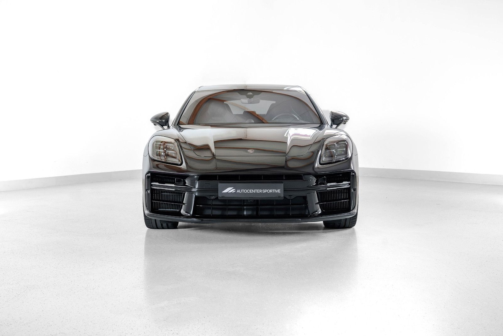 Porsche Panamera Turbo S E-Hybrid SPORTDESIGN PANO PCCB imagem 2