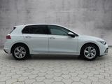 Volkswagen Golf VIII Life 1.5 TSI 5JG/LED+/NAV/SHZ - Volkswagen Golf: Vii