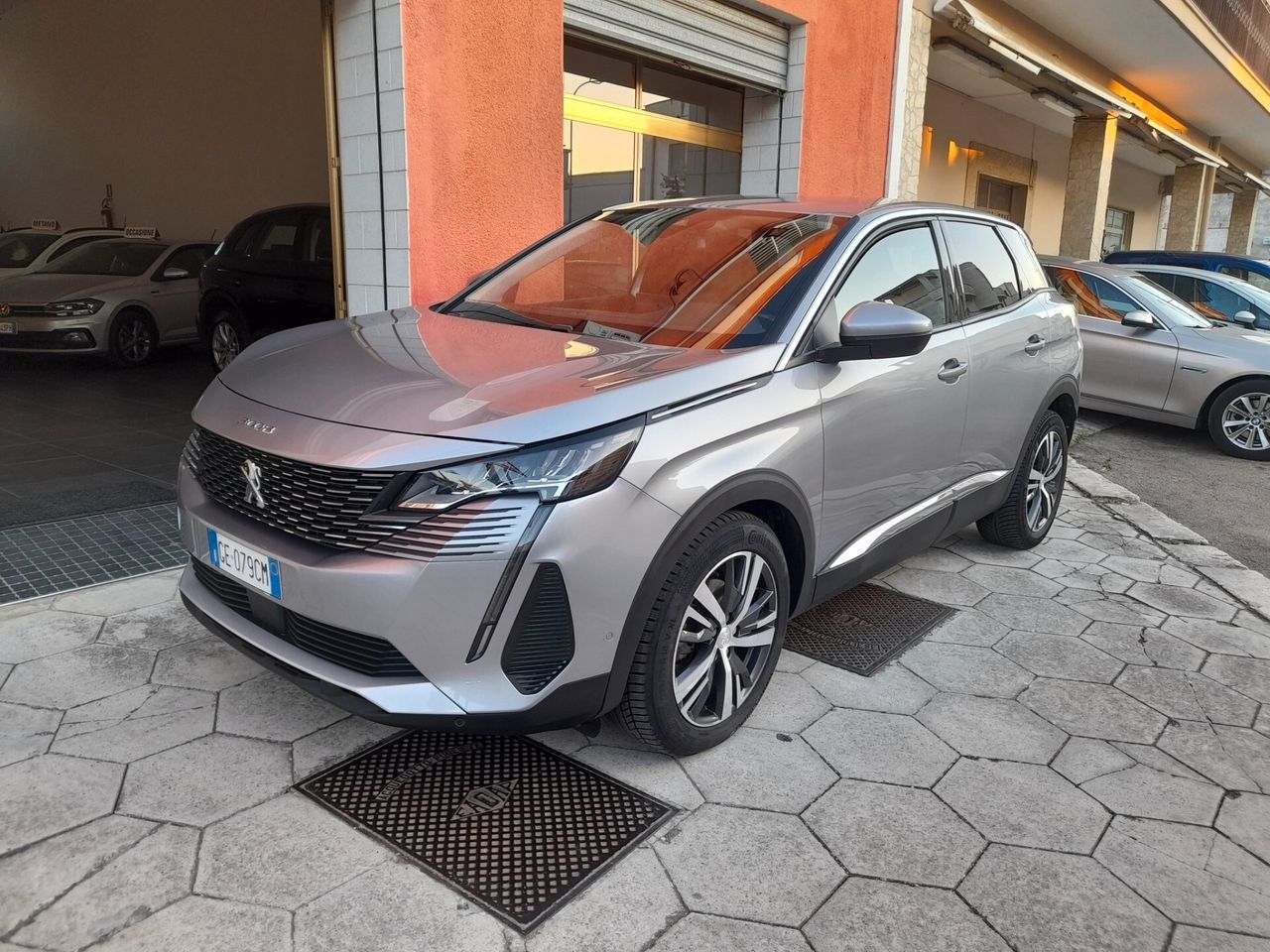 Peugeot PEUGEOT 3008 1.5 BLUEHDI 130 CV ALLURE