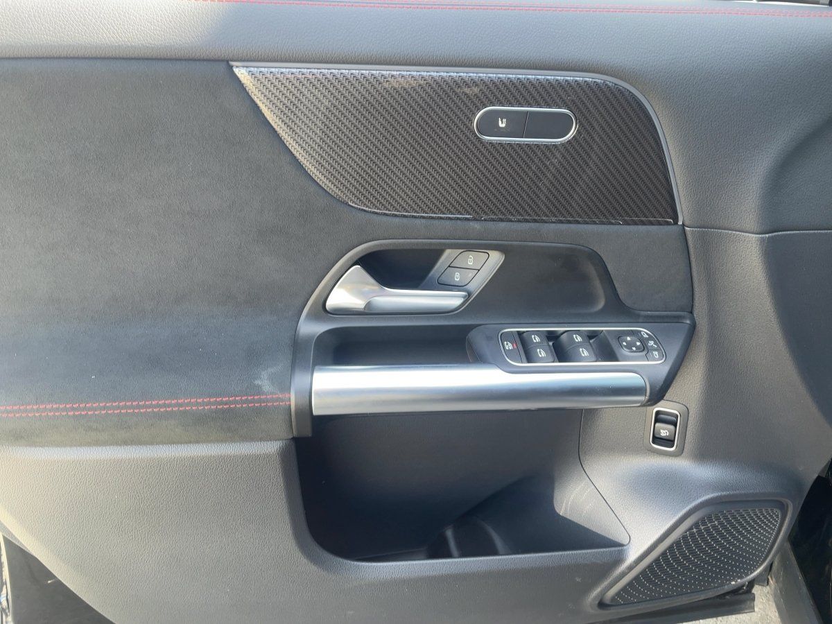 Fahrzeugabbildung Mercedes-Benz GLA 200 d AMG/Night/Pano/Kamera/AHK