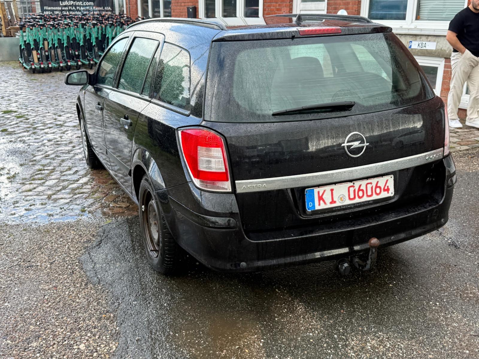 Opel Astra 2009 — photo 5