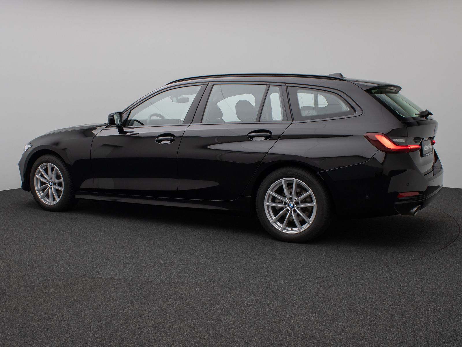 Fahrzeugabbildung BMW 318i Kamera DAB CockPit+ Alarm Geschwindigkeitsr