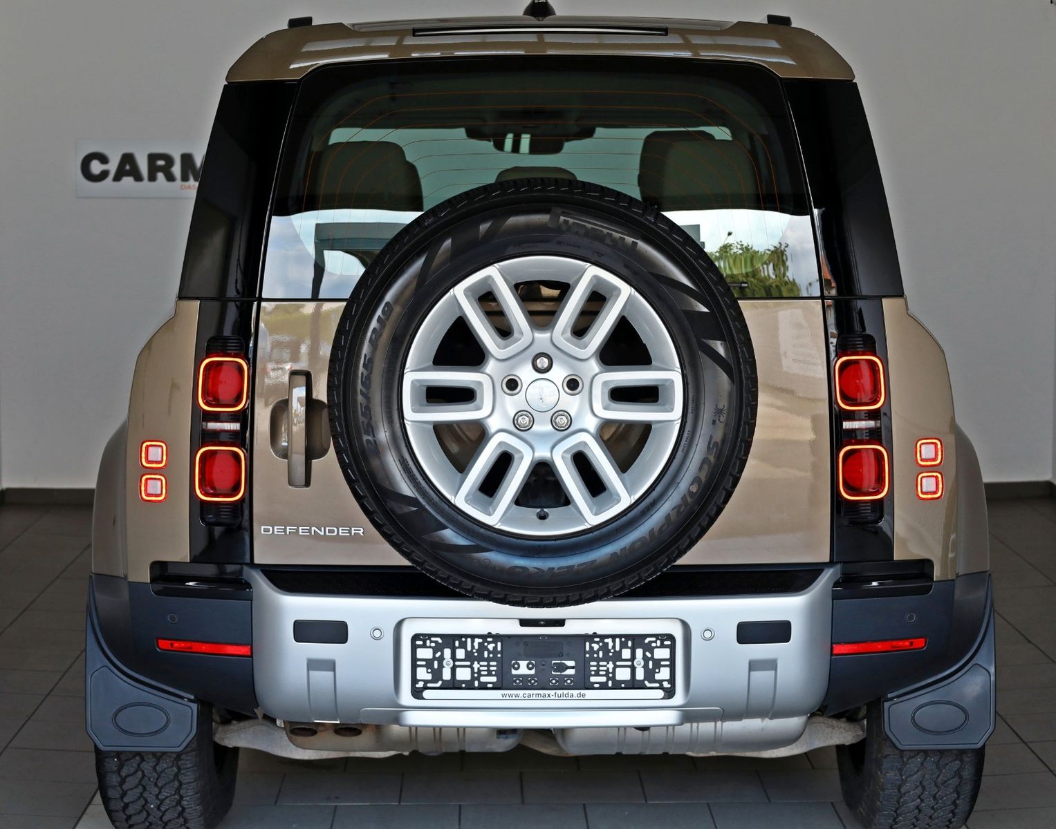 Fahrzeugabbildung Land Rover Defender 110 S,Luftfeder,ACC,360Kamera,AHK SR+WR