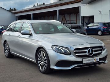 Mercedes E 220 - 7