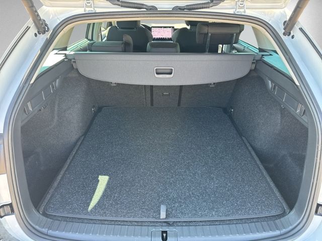 Octavia Combi 1.5 TSI mHEV Selection LED+NAVI.+R