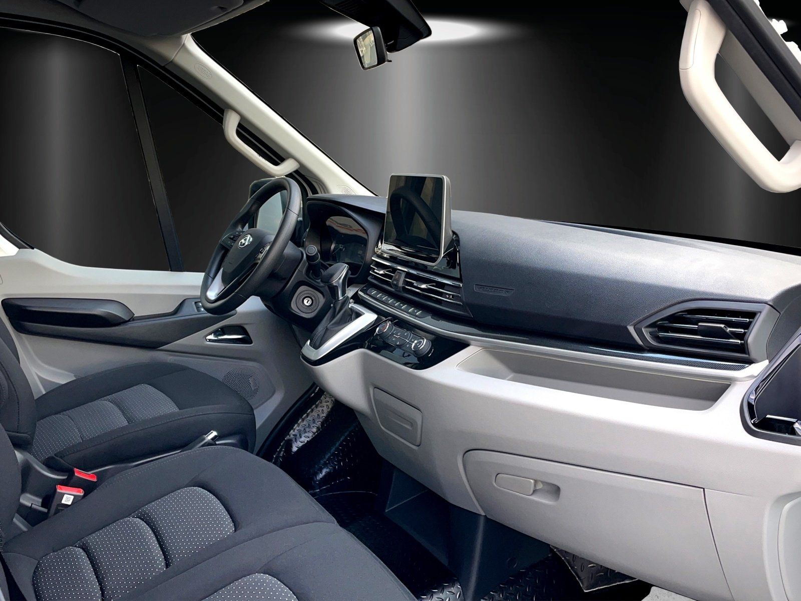 Fahrzeugabbildung Maxus Maxus eDeliver9 65 kWh Dreiseitenkipper Sonderpr