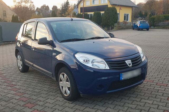 Dacia Sandero 1.4 MPI - Servo/ZV/ 1. Hand