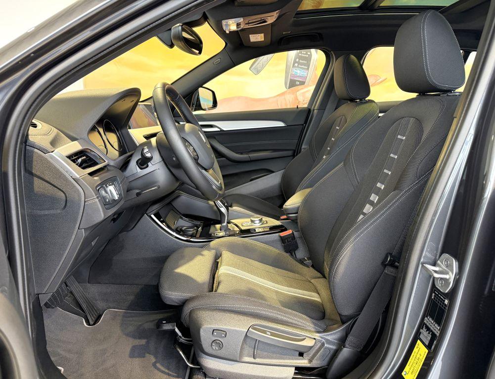 BMW X2 sDr.18i Advantage Plus KAM+AHK+PANO+SPUR+HIFI