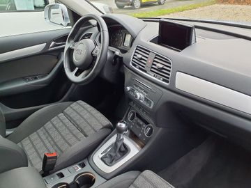 Bild 8 Audi Q3 1.4 Sport - AHK,NAVI,KAMERA,T.OMAT,SHZG