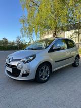 Renault Twingo Liberty 1.2 LEV 16V 75 eco2 Liberty - silberne Renault Twingo
