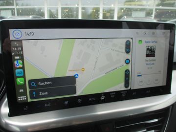 Ford Focus Lim. Titanium X NAVI + LED + PDC + Cam