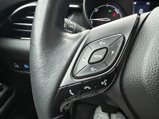 Fahrzeugabbildung Toyota C-HR 1.8 Hybrid Lounge Allwetter*Alu*AHK*Winterp