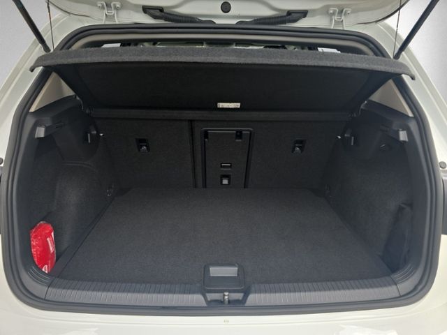 Golf VIII 2.0 TDI Life LED+NAVI.+RFK+ACC+SHZ+PDC