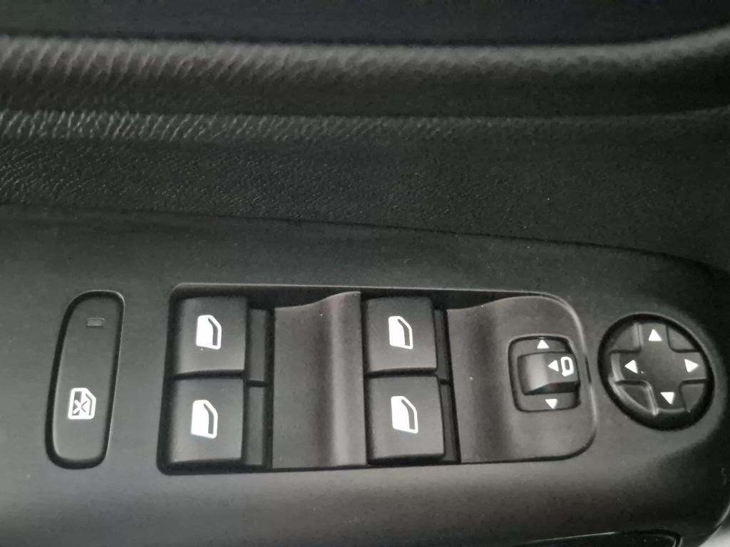 Citroën C5 Aircross Shine AT Shz Navi Kamera PDC v+h