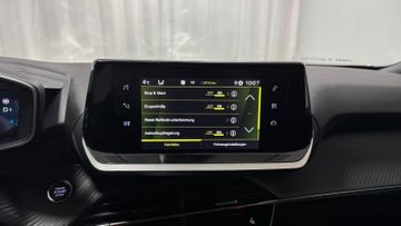 Fahrzeugverkauf 18 Peugeot 2008 Allure Pack AT LED SH Navi Kamera