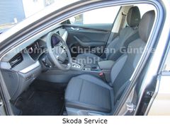 SKODA OCTAVIA COMBI SELECTION 1.5 TSI mHEV 110 kW DSG SKODA OCTAVIA COMBI SELECTION 1.5 TSI mHEV 110 kW DSG