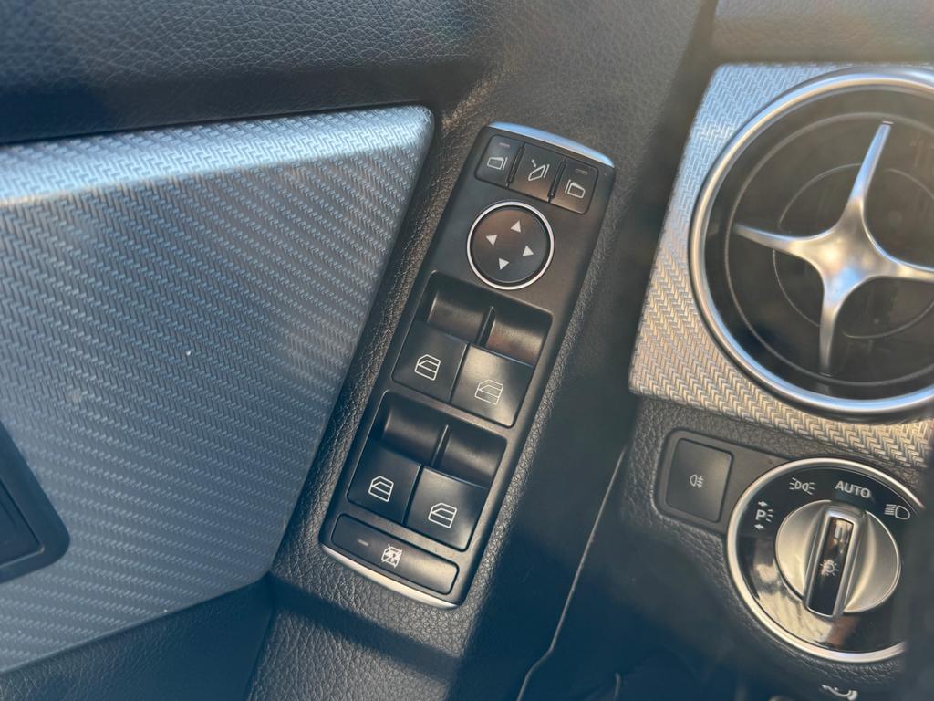 Mercedes-Benz GLK 200