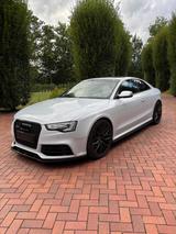 Audi RS5 4,2 V8 Akrapovic - graue Audi RS5