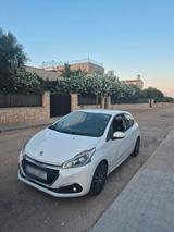 Peugeot 208 Standort Mallorca - Peugeot 208 in Krefeld