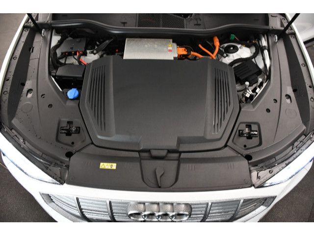 Audi e-tron - Bild 12