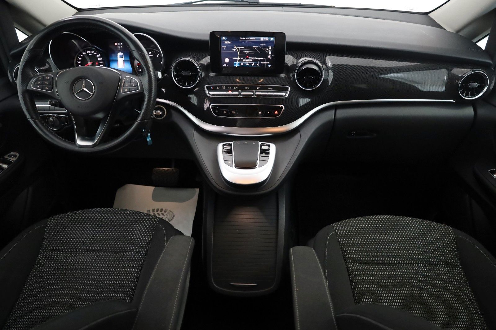 Fahrzeugabbildung Mercedes-Benz V 250d EDITION LANG,7Sitz,Navi,Kamera,ACC,AHK+WR