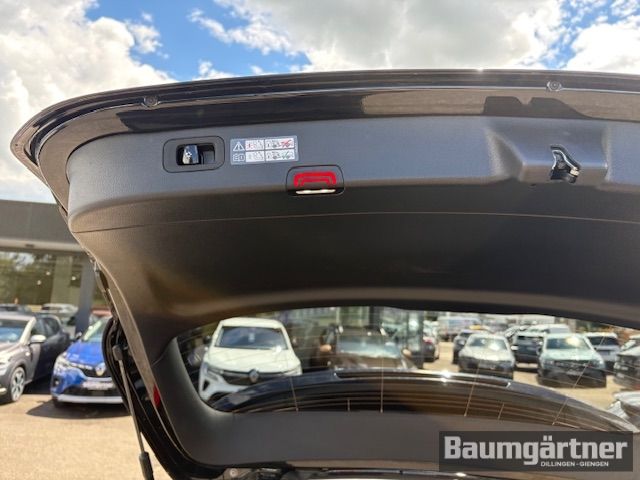 Fahrzeugabbildung Mercedes-Benz C 220 d AMG-Line 9G-Tronic Kamera/PDC/AHK/Sitzh.
