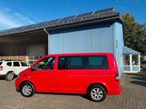 Volkswagen T5 Transporter Bus Multivan - rote Volkswagen T5 Transporter