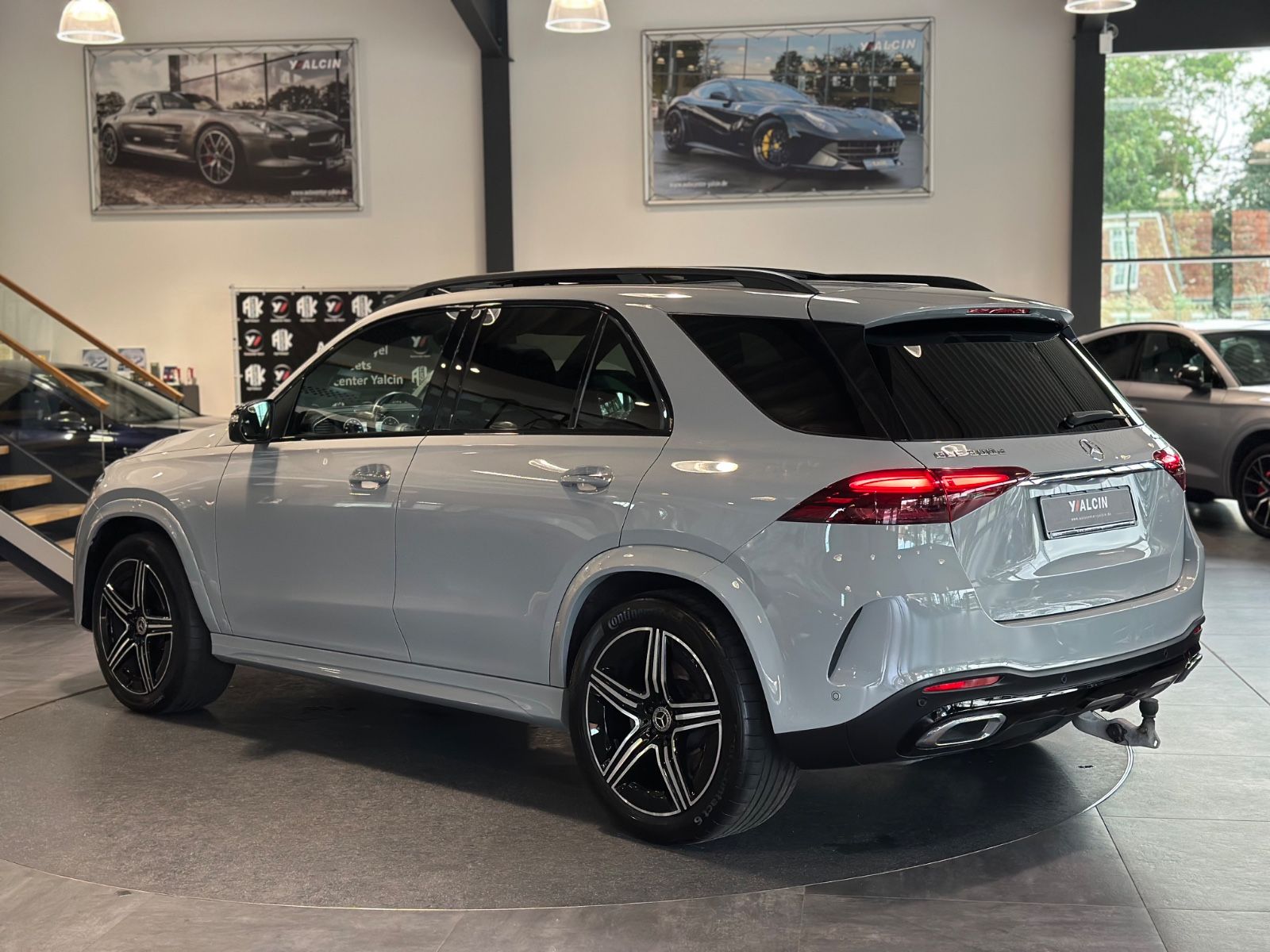 Mercedes-Benz GLE 300 d 4M 3x AMG-Line 1.HA ACC BURM NIGHT AHK foto 2