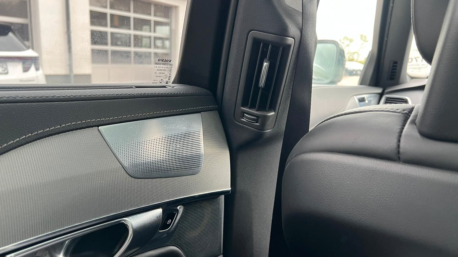 Fahrzeugabbildung Volvo XC90 T8 PHEV AWD R Design*360°*Massage*LUFT*B&W*