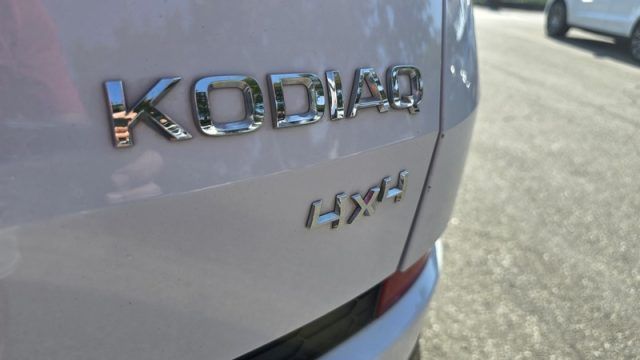 Skoda SKODA Kodiaq 2.0 TDI SCR 4x4 DSG PERMUTE imagem 3