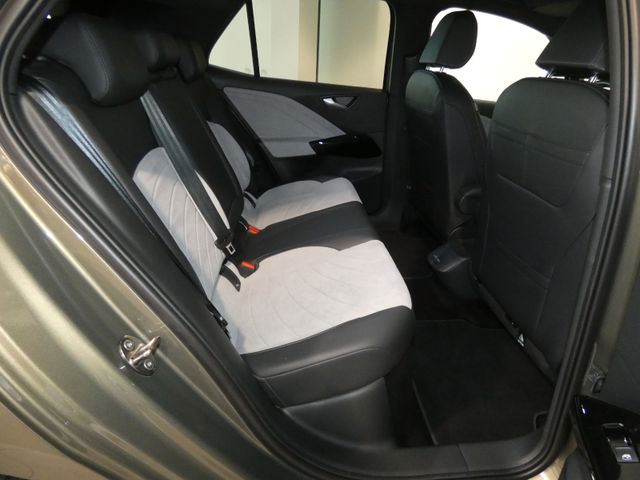 ID.3 Pro 150 kW MOVE ACC KAMERA KEYLESS SHZ NAV