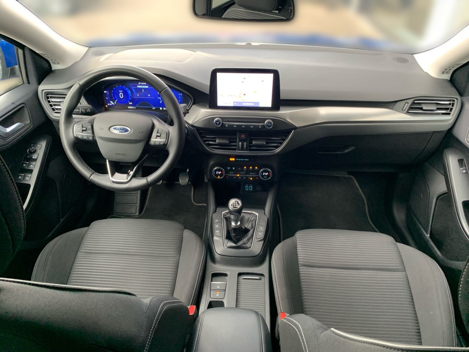 Fahrzeugabbildung Ford Focus Turnier 1.0 EcoBoost Hybrid Titanium X S/S