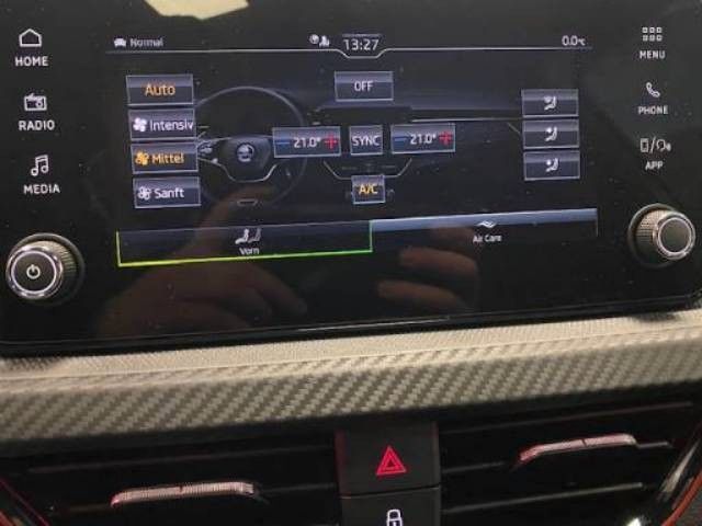 Fahrzeugabbildung SKODA Kamiq 1.5 TSI ACT DSG Monte Carlo+MATRIX+APP++++