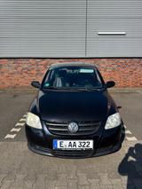 Volkswagen Fox 1.2 Zuverlässiger Stadtflitzer - Volkswagen Fox in Duisburg