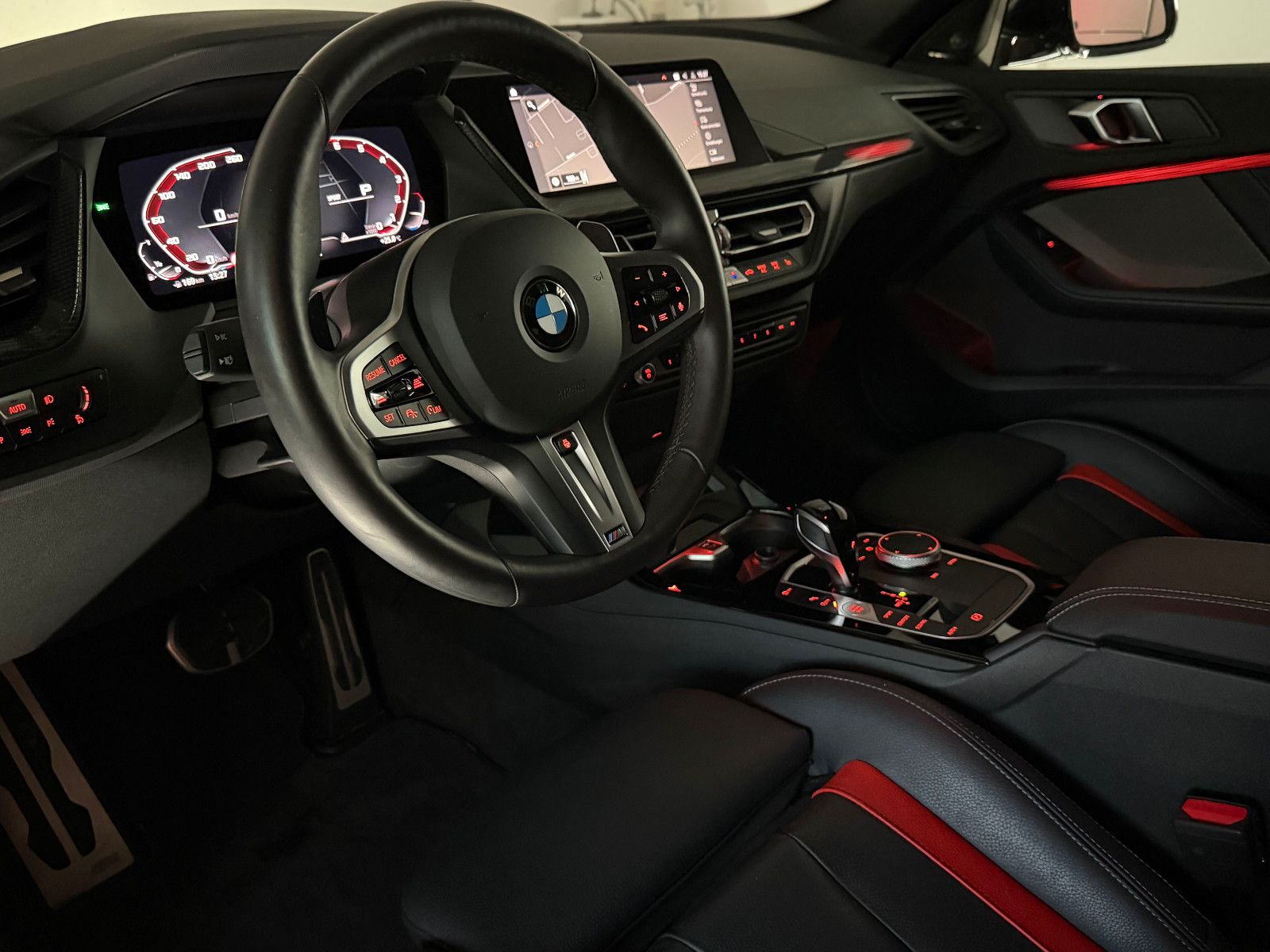 Fahrzeugabbildung BMW M235 i xDrive Edition ColorVision/H&K/HuD/DE FZG