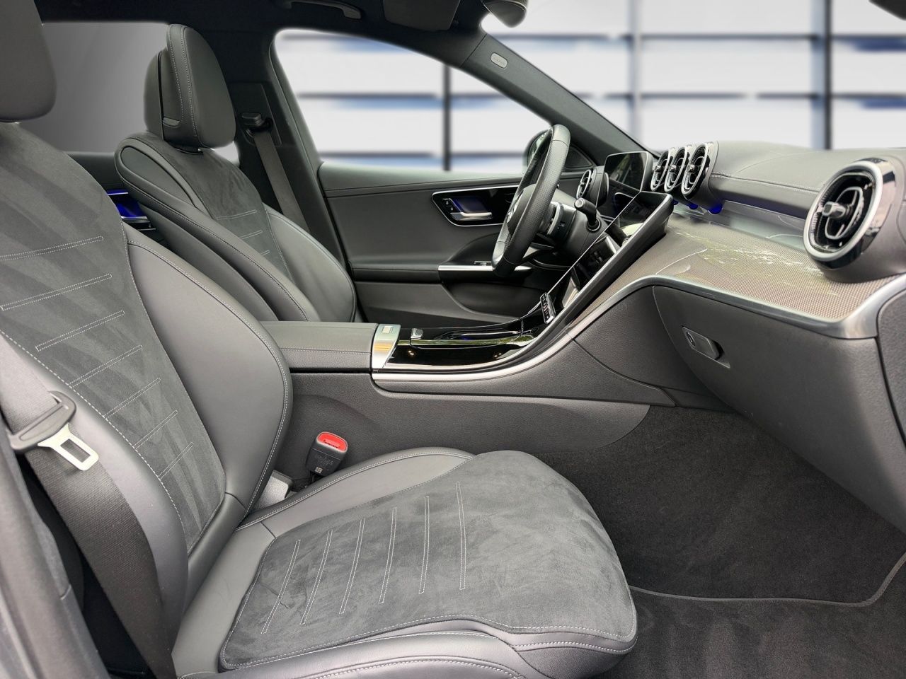 Fahrzeugabbildung Mercedes-Benz C 220 d 4M T AMG AHK Pano Night DigitalL Soundsy
