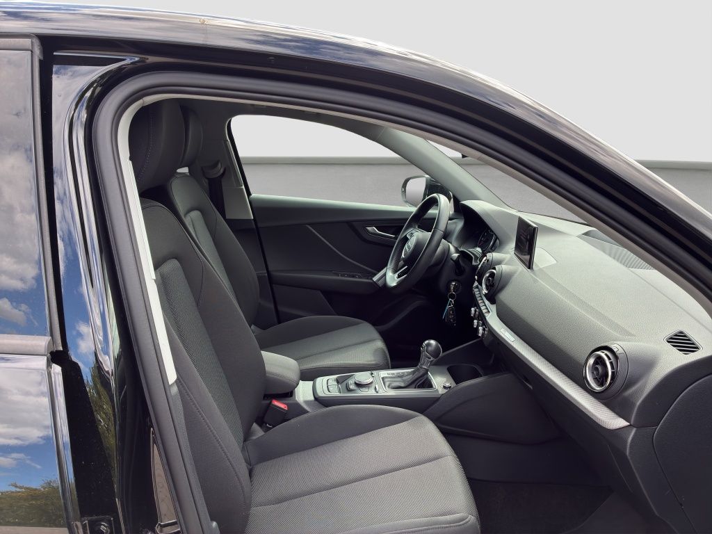 Fahrzeugabbildung Audi Q2 1.4 TFSI basis LED*PDC*2xKlima*AUT*KlimaA*LM