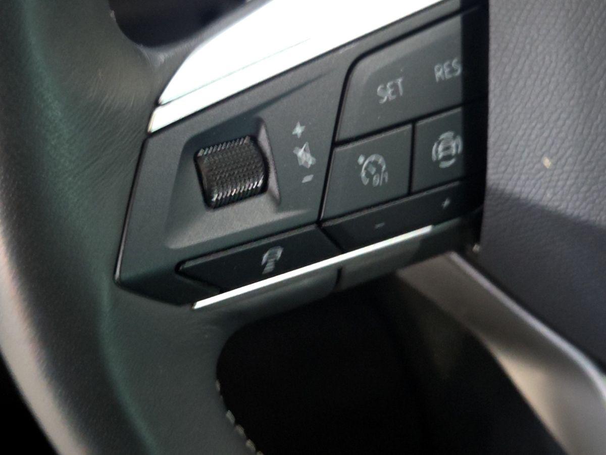 Seat Ateca 2.0TDI Xperience 6-Gang|LED|ACC|NAVI|BEATS