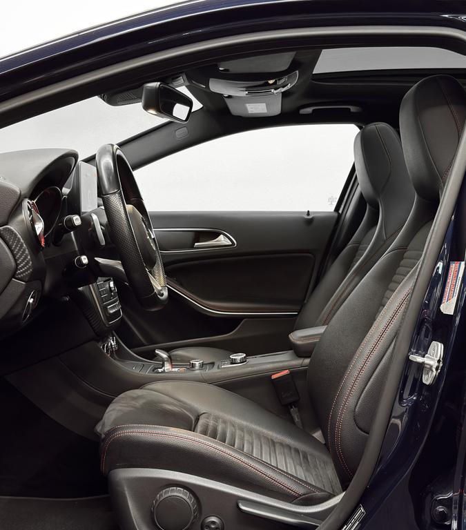 Mercedes-Benz A 45 AMG