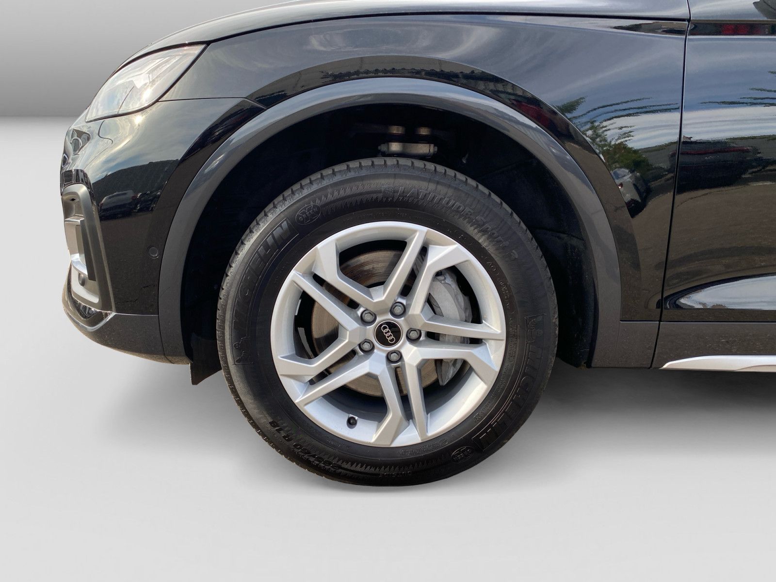 Audi Q5 advanced 50TFSIe quattro S-Trc Virtual AHK 36 foto 5