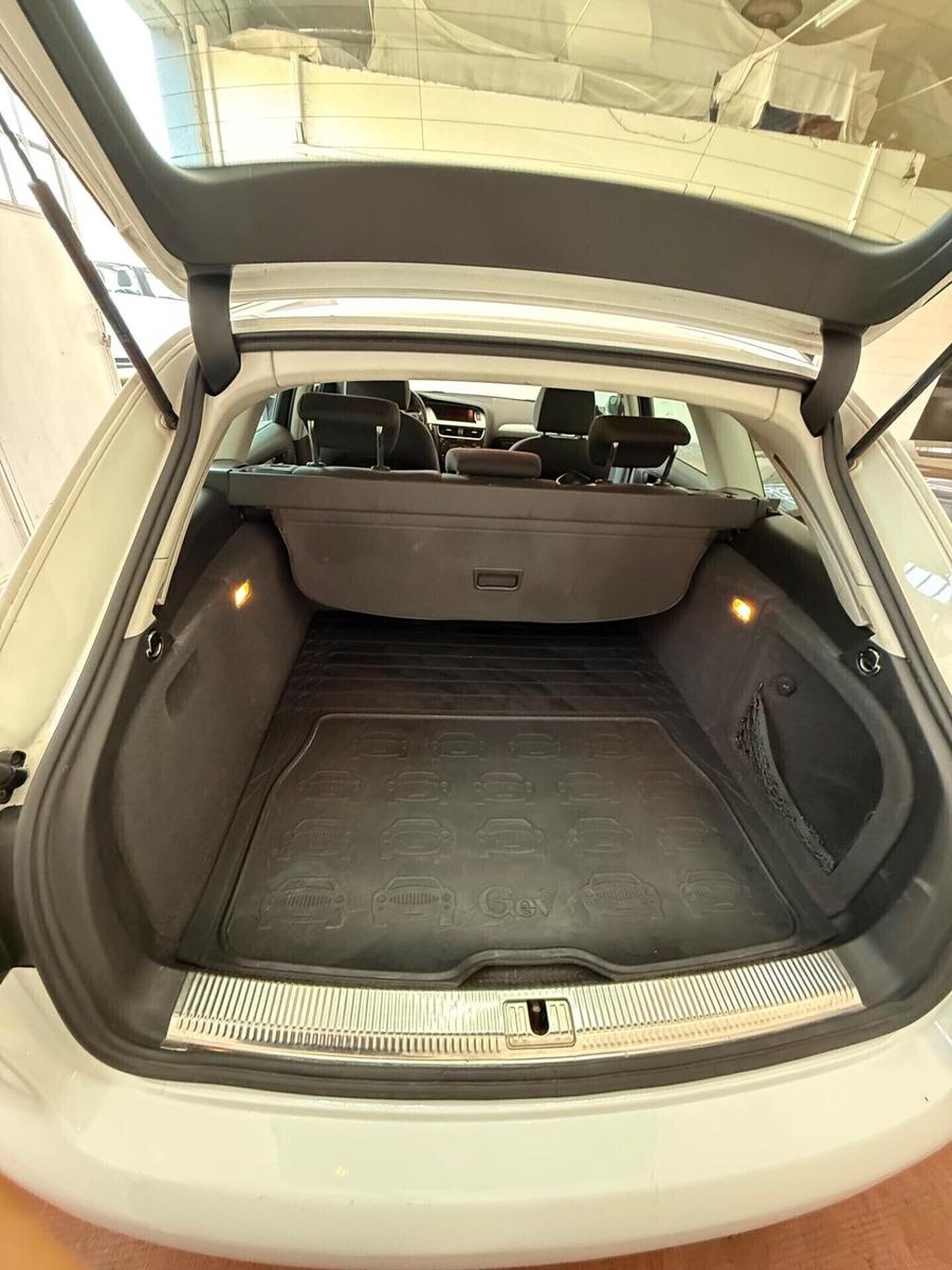 Audi Quattro 2010 — photo 11