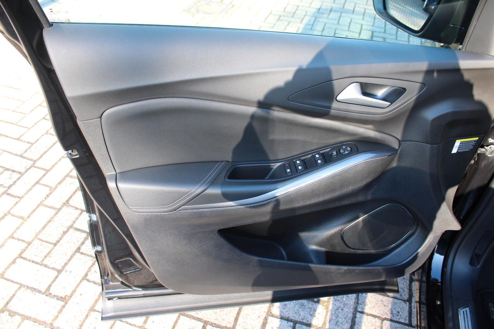 Opel Grandland X Ultimate 1.6 Turbo DSG +ACC+SHZ+NAVI