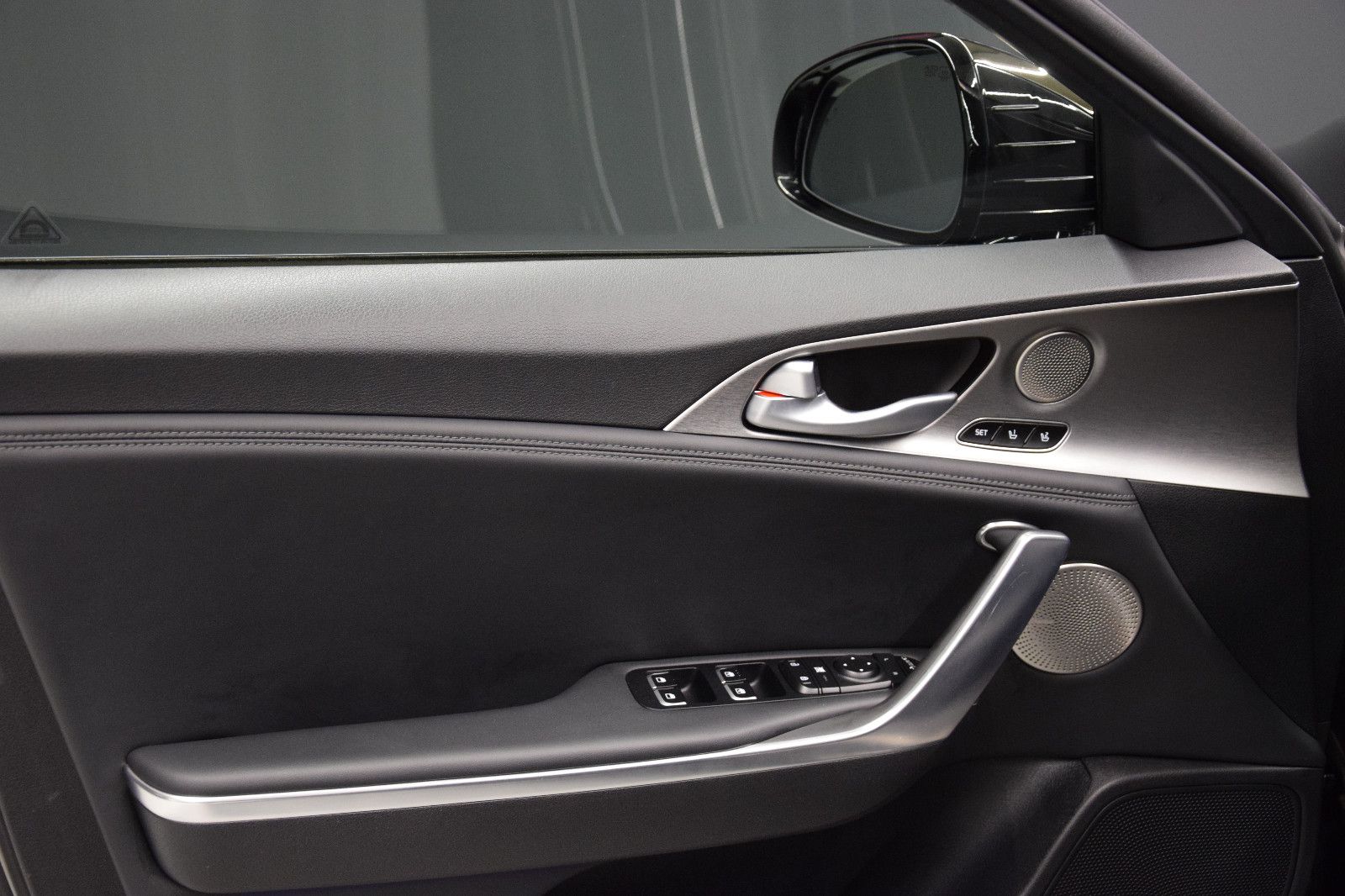 Fahrzeugabbildung Kia Stinger GT 4WD Pano HuD Sitzlüft. H/K Memory LED