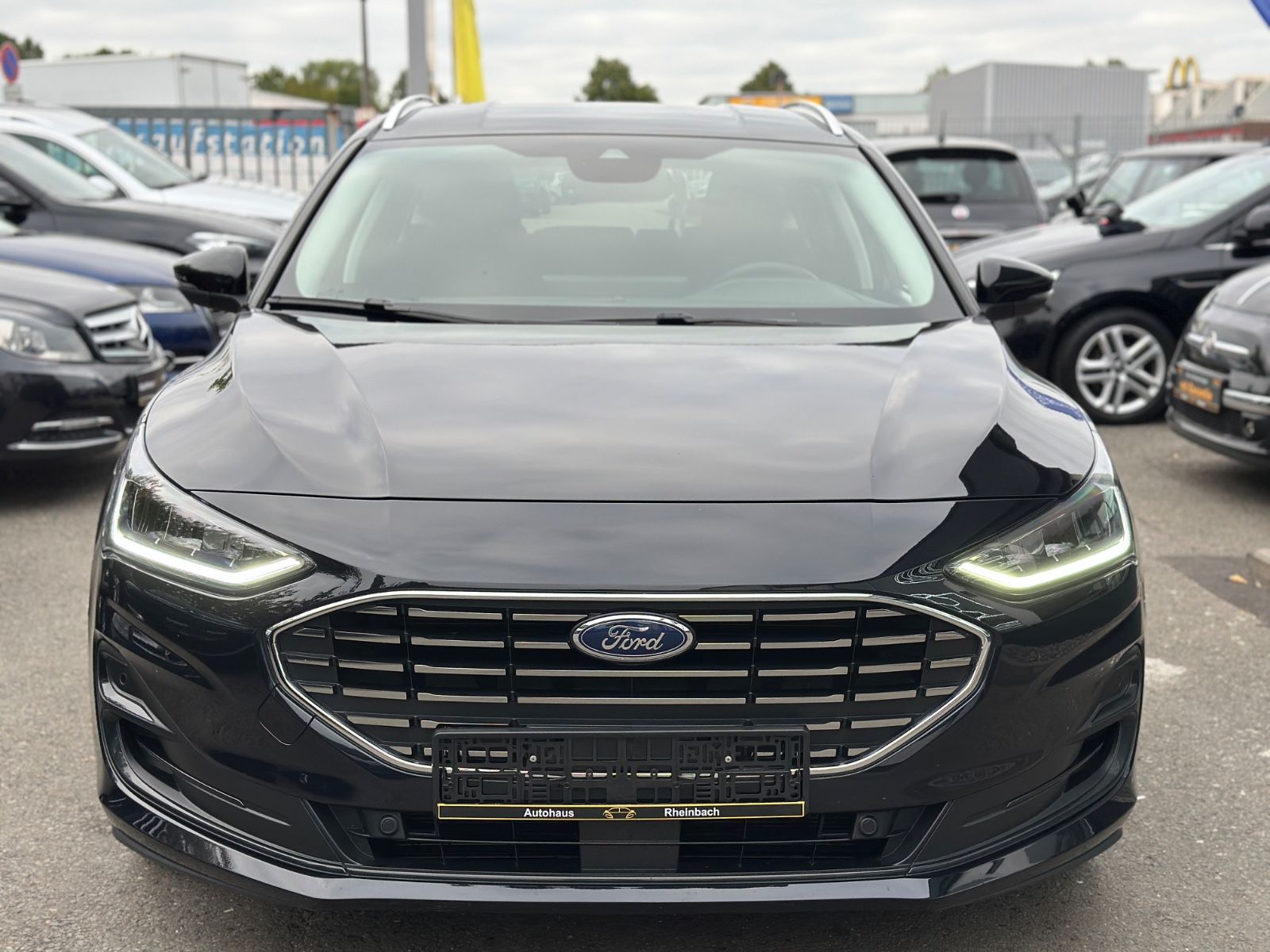 Ford Focus Turnier Titanium X/ 1,5 GARANTIE/1-HAND imagem 3